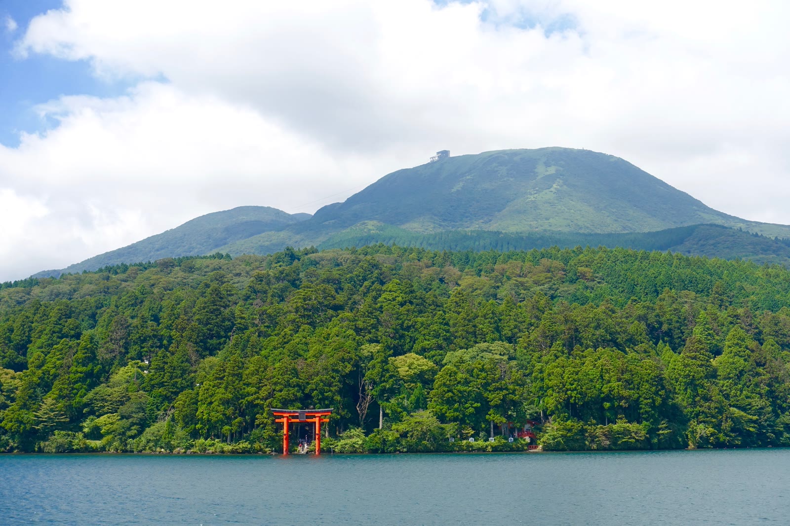 Hakone Shrine and the Peace Torii